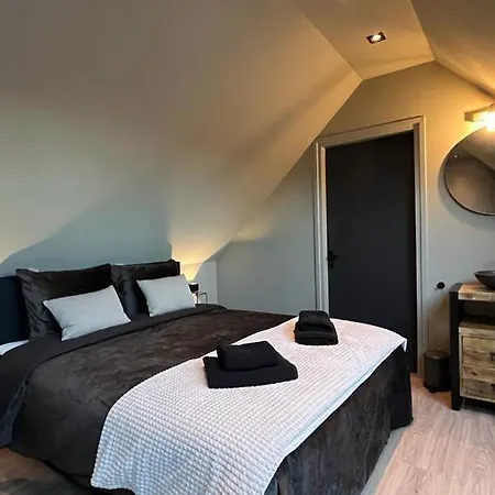 Vakantiewoning In Het Heuvelland Nabij Valkenburg.