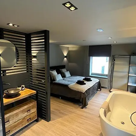 Vakantiewoning In Het Heuvelland Nabij Valkenburg. Hébergement de vacances