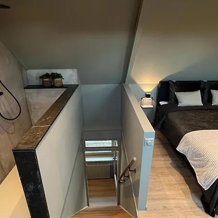 Vakantiewoning In Het Heuvelland Nabij Valkenburg. *